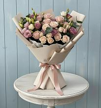 Букет цветов из:  Розы и Лизиантусы в Ямкино