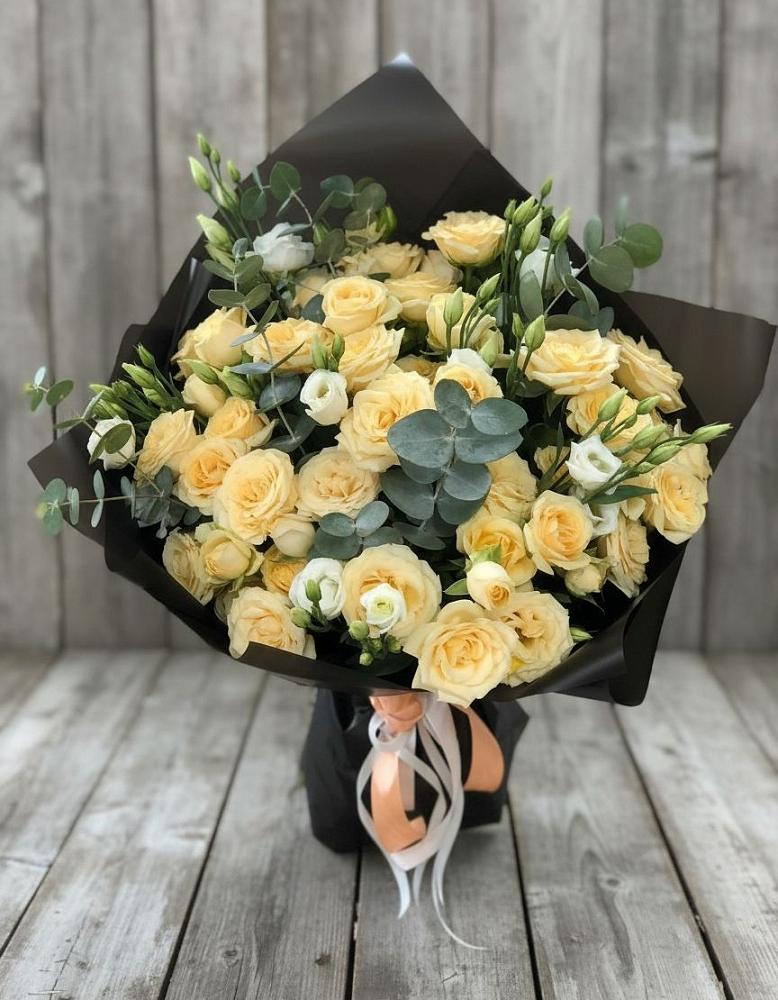 Букет цветов из: Розы и Лизиантусы в Ямкино