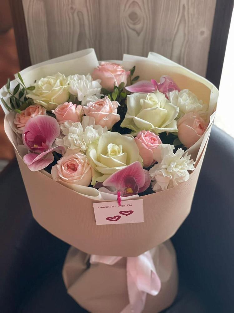 Букет цветов из: Орхидеи, Розы и Гвоздики в Ямкино