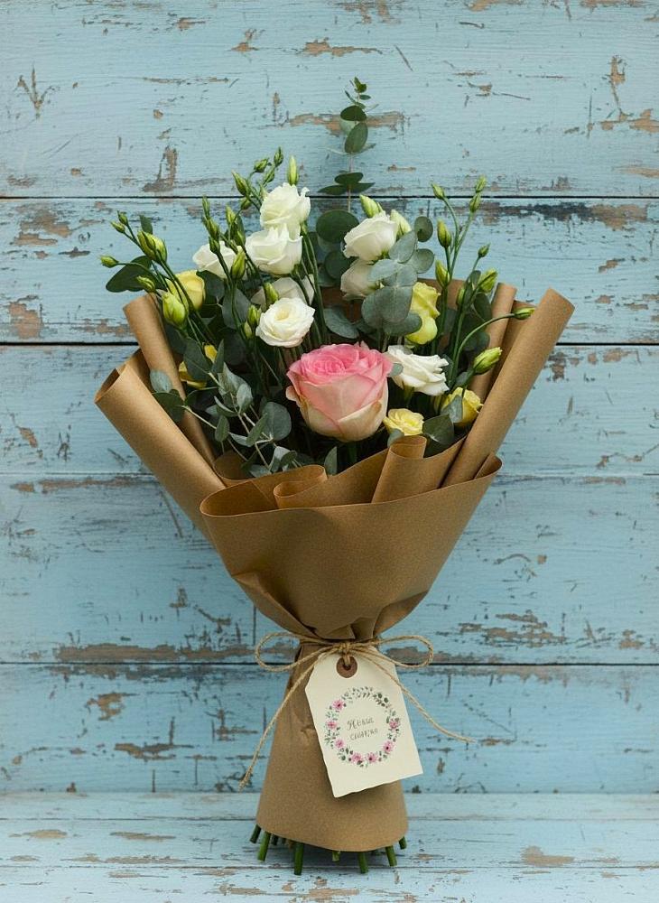 Букет цветов из: Розы и Лизиантусы в Ямкино