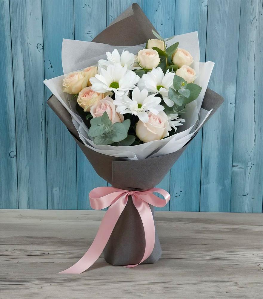 Букет цветов из: Хризантемы и Розы в Ямкино