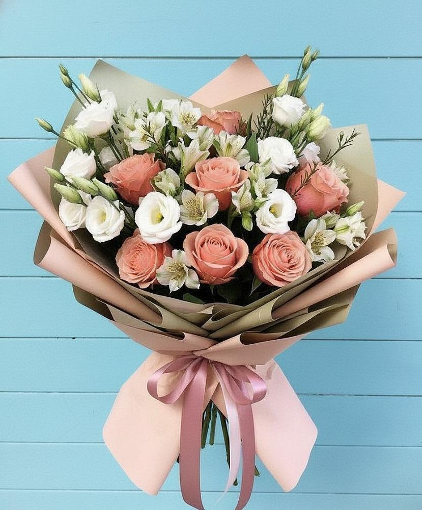 Букет цветов из: Розы, Альстромерии и Лизиантусы в Ямкино