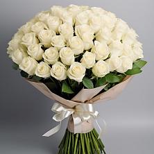 Букет 101 беля роза Белоснежка в Ямкино