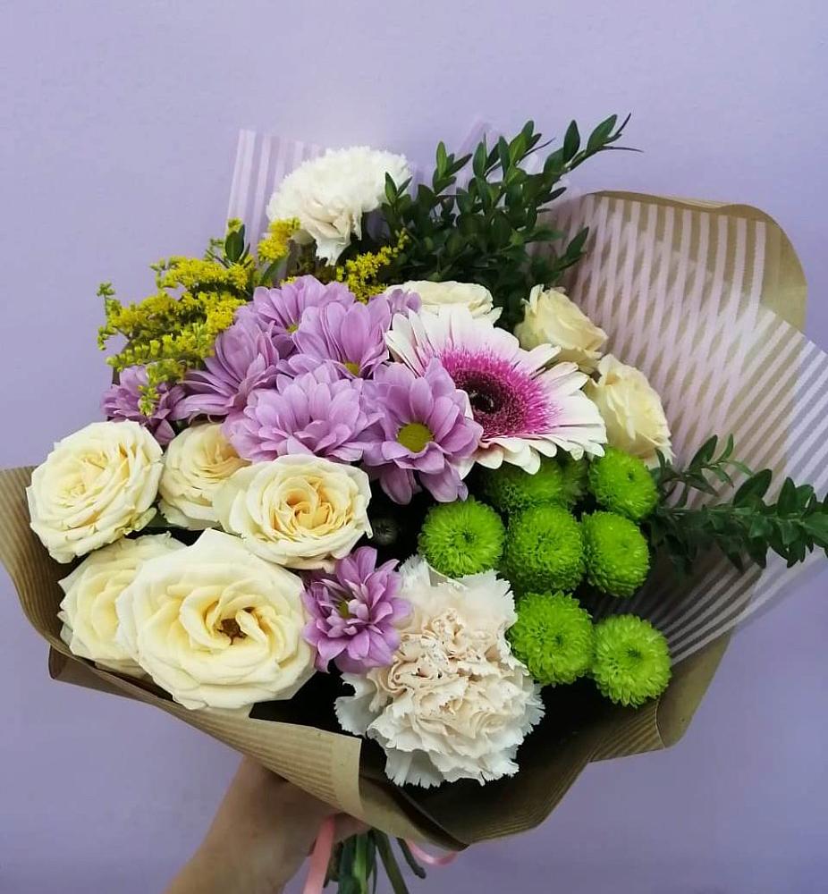 Букет цветов из: Хризантемы, Розы, Гвоздики и Герберы в Ямкино