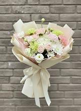 Букет цветов из:  Гвоздики, Розы, Лизиантусы и Хризантемы в Ямкино