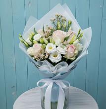 Букет цветов из:  Розы и Лизиантусы в Ямкино