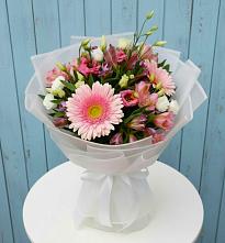 Букет цветов из:  Герберы, Альстромерии и Лизиантусы в Ямкино