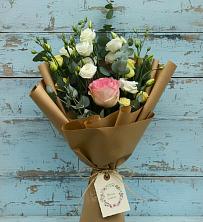 Букет цветов из:  Розы и Лизиантусы в Ямкино